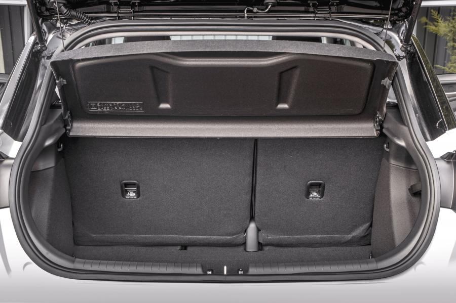 Багажник Hyundai i20 Play (IB) 2019 года  (UK) (фото 16 из 42)